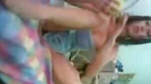 બાથરૂમમાં જુસ્સાદાર fucking swingers orgasms વગર કોઈને સેકસી વીડીયો બતાવો છોડતા નથી.
